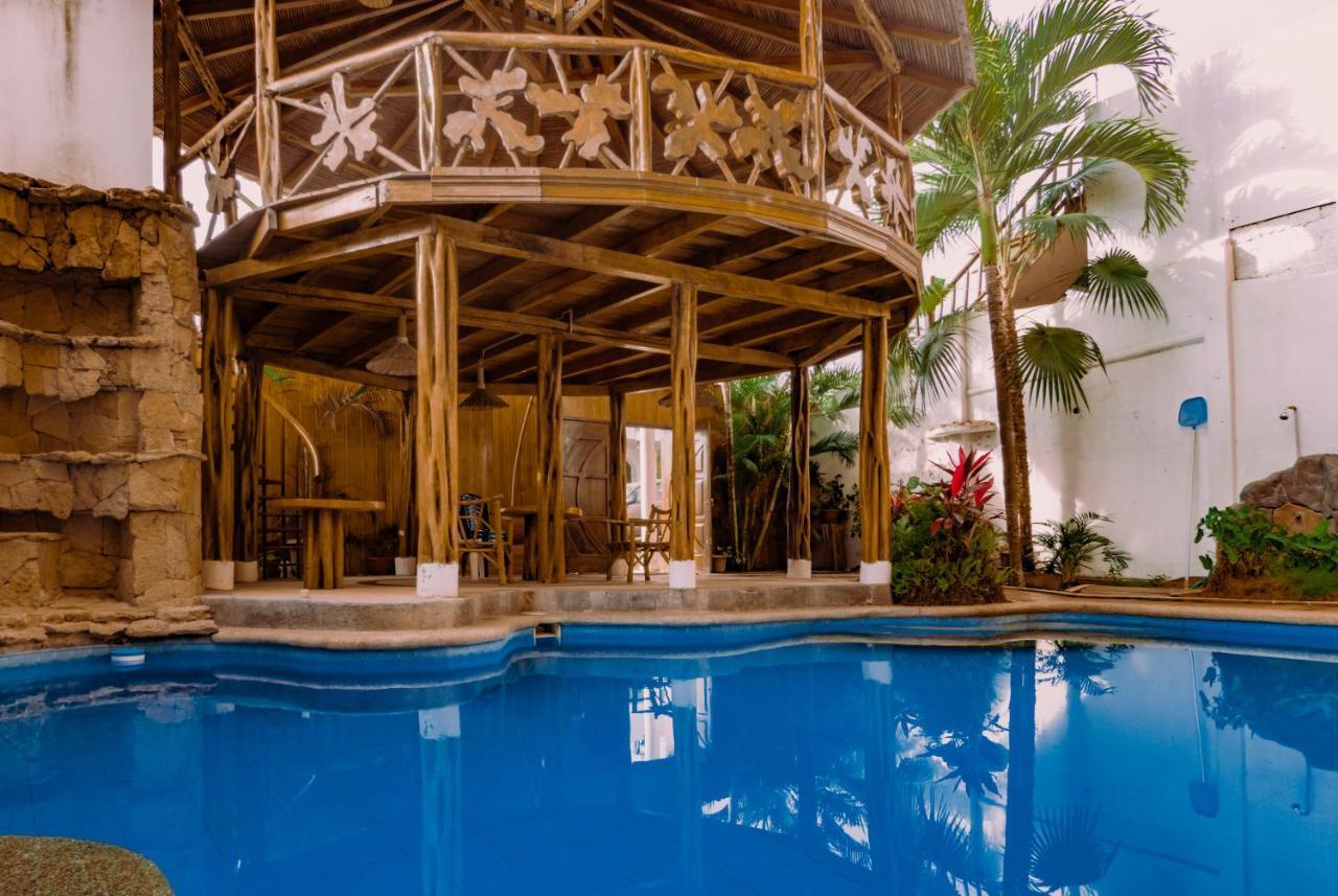 Hostal Poseidon Пуэрто-Кайо Экстерьер фото